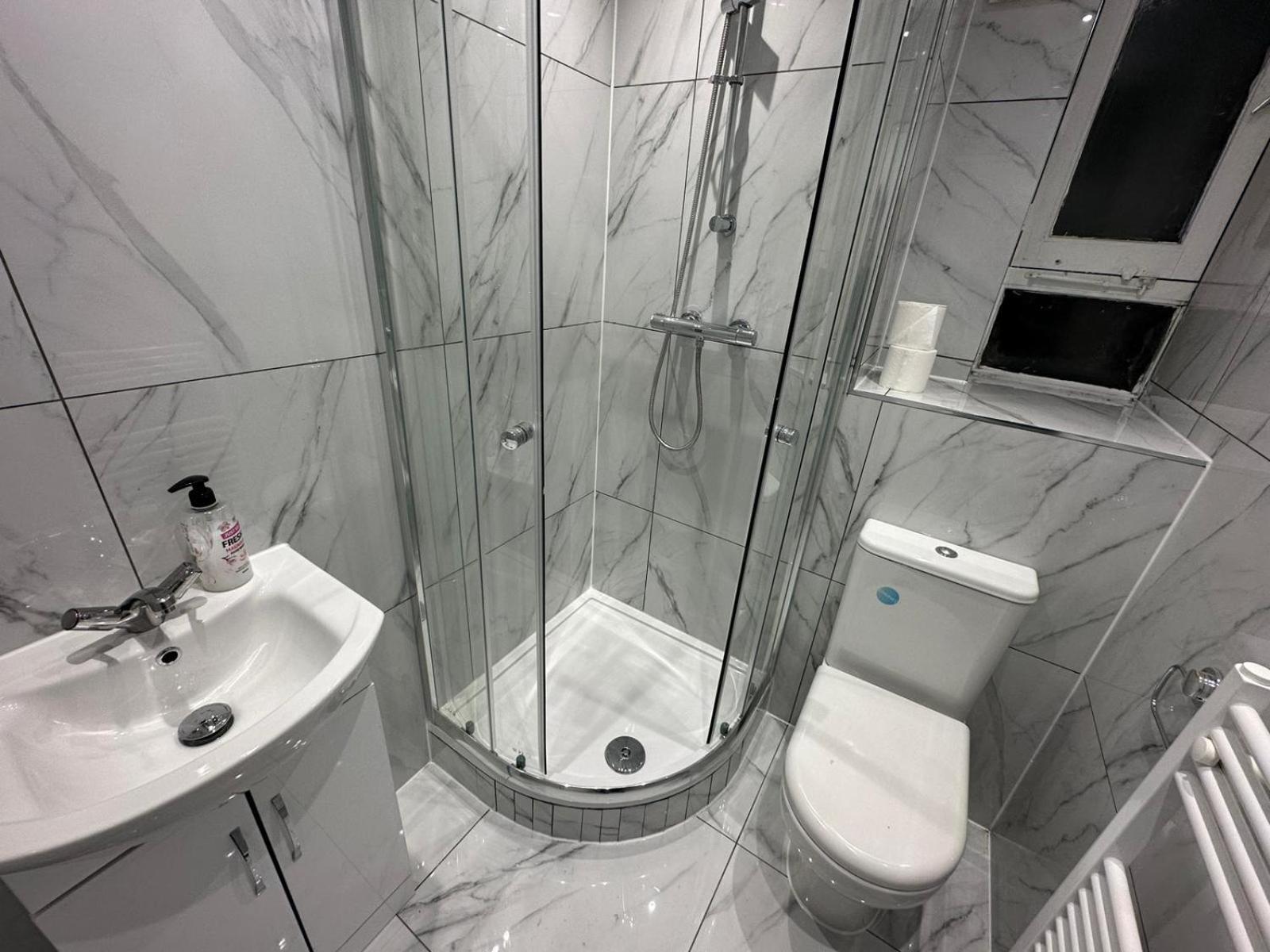 3 Bedroom King Cross Station City Centre Londyn Zewnętrze zdjęcie